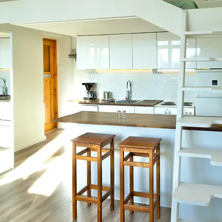 Jugend Charm In Kallio *